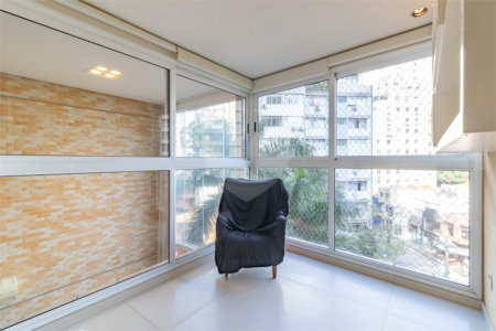 APARTAMENTO PARA LOCAÇÃO COM 151M2 - 3 QUARTOS ( 2 SUÍTES ) - 3 VAGAS NO JARDIM AMÉRICA.