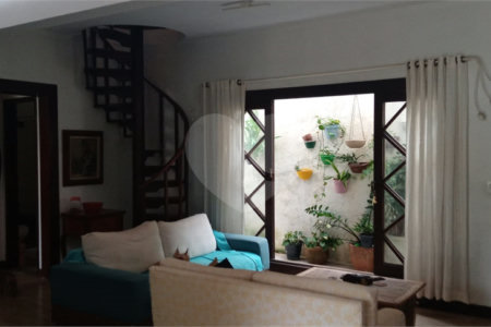 Casa à venda com 2 quartos em Portinho, Cabo Frio, RJ