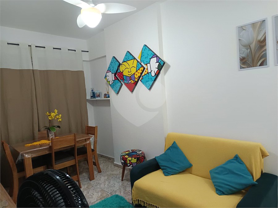 Apartamento à venda com 1 quarto em Maracanã, Praia Grande, SP