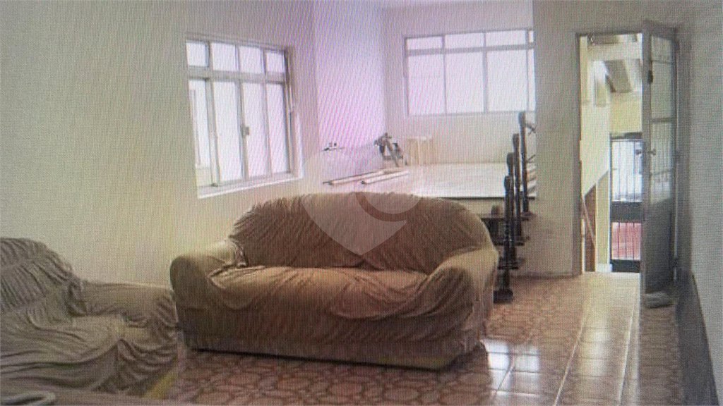 Casa à venda com 5 quartos, sendo 1 suíte, em Cidade Vargas, São Paulo, SP