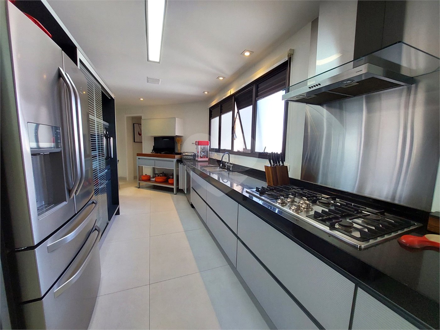 Apartamento à venda ou para alugar com 3 suítes em Perdizes, São Paulo, SP