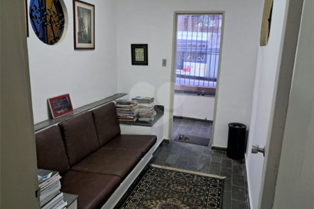 Sobrado à venda ou para alugar com 1 quarto em Alto da Boa Vista, São Paulo, SP