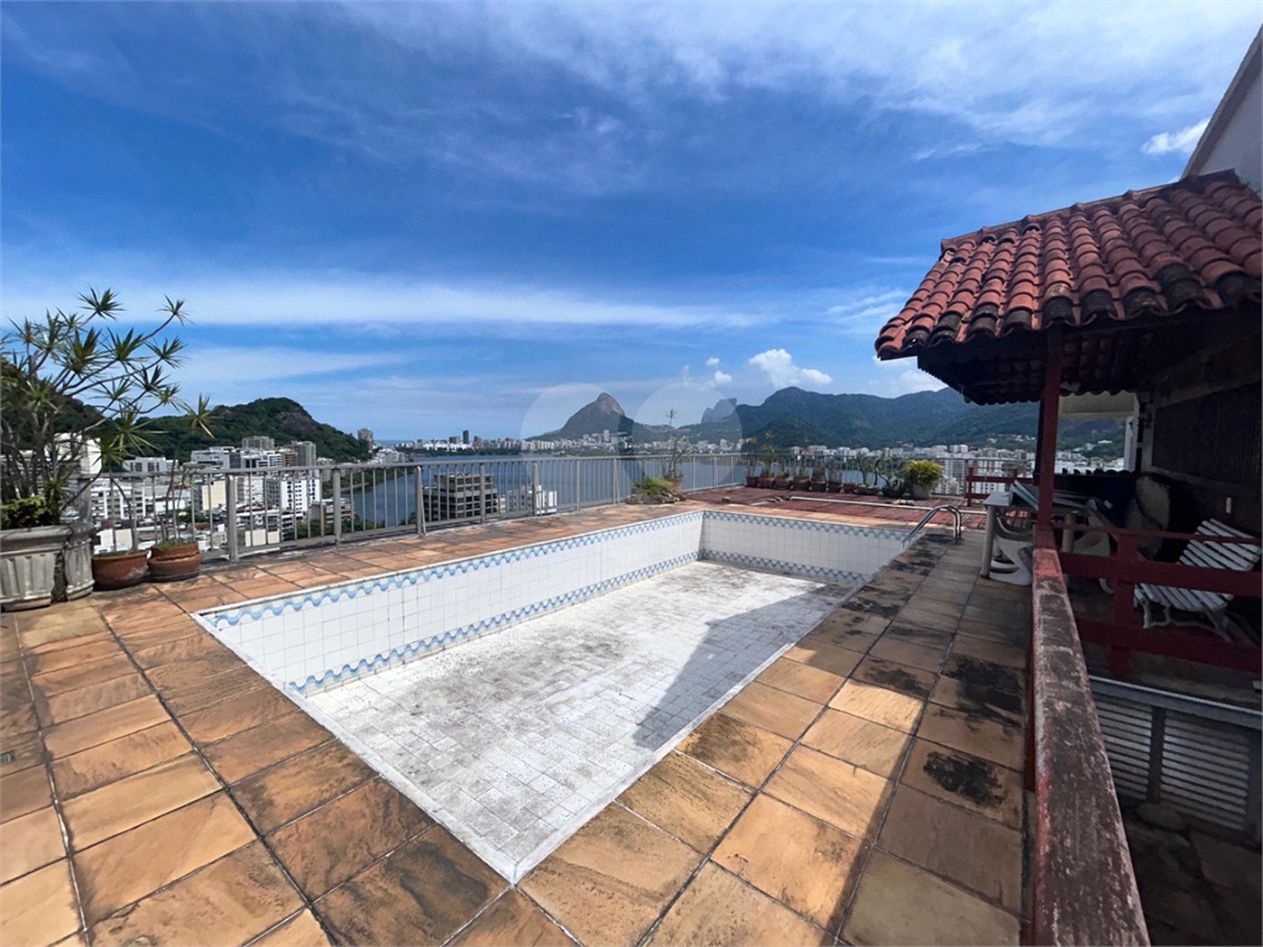 Cobertura à venda com 6 suítes em Lagoa, Rio de Janeiro, RJ