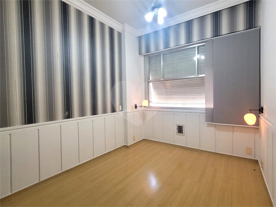 Apartamento à venda com 4 quartos, sendo 1 suíte, em Copacabana, Rio de Janeiro, RJ