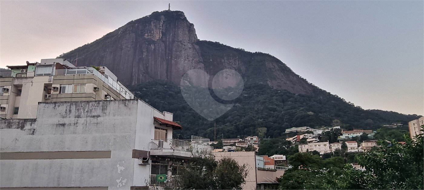 Cobertura à venda com 3 quartos, sendo 2 suítes,  em Lagoa, Rio de Janeiro, RJ