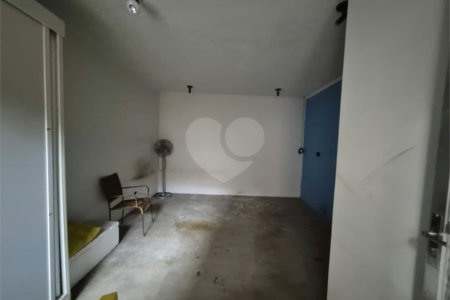 Sobrado à venda com 4 quartos, sendo 2 suítes, em Vila Romana, São Paulo, SP