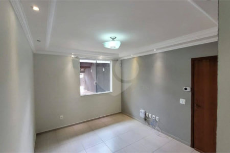 Sobrado à venda com 2 quartos, sendo 1 suíte,  em Vila Suissa, Mogi das Cruzes, SP