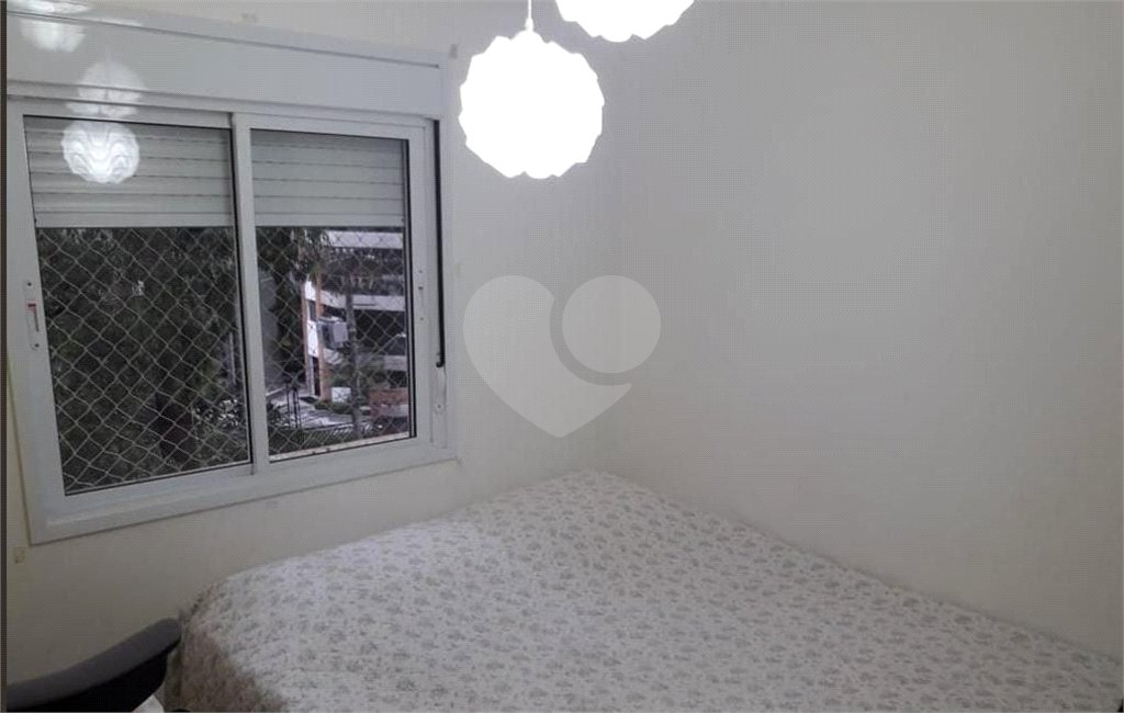 Apartamento à venda com 2 quartos, sendo 1 suíte,  em Jardim Parque Morumbi, São Paulo, SP