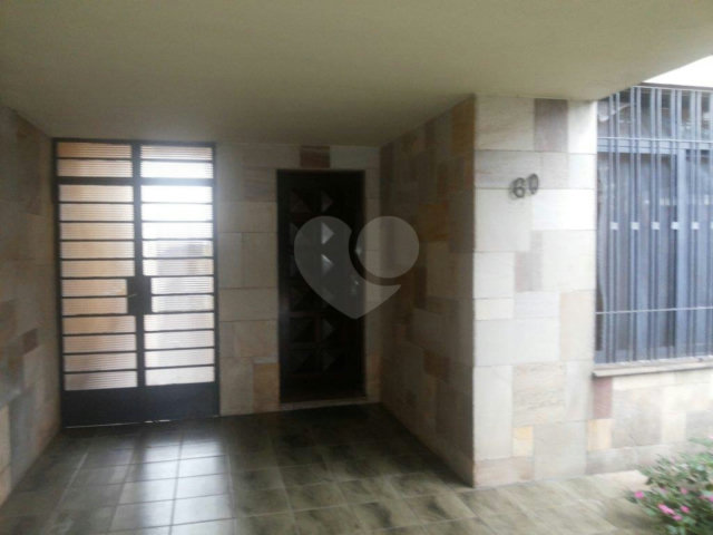 Sobrado à venda com 3 quartos, sendo 1 suíte,  em Granja Julieta, São Paulo, SP