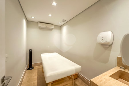 Apartamento à venda com 4 quartos, sendo 3 suítes, em Brooklin Paulista, São Paulo, SP