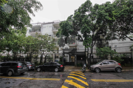 Apartamento à venda com 2 quartos, sendo 1 suíte,  em Vila Guarani (z Sul), São Paulo, SP