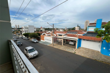 Casa a venda com 5 quartos em São Carlos