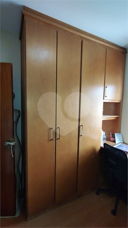 Sobrado à venda com 3 quartos, sendo 1 suíte, em Parque São Domingos, São Paulo, SP