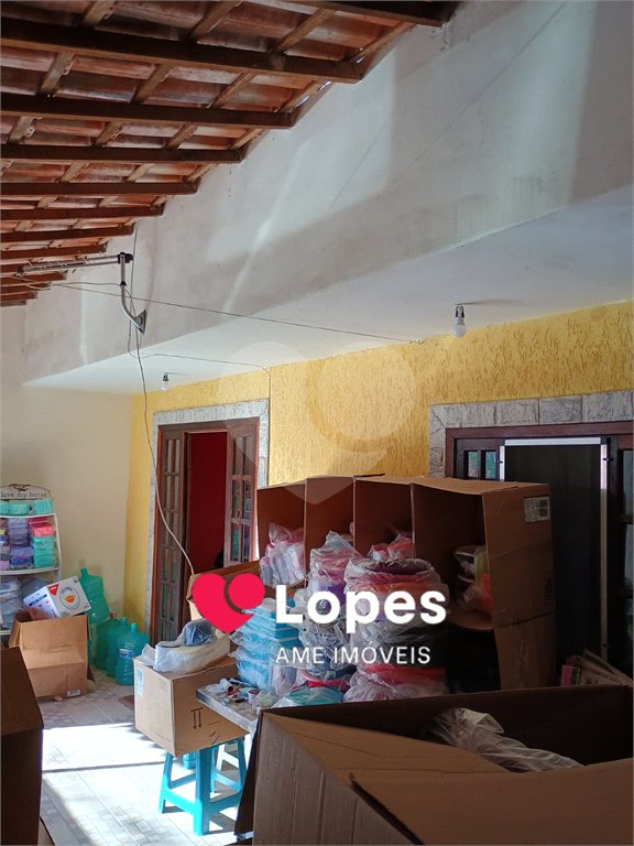 Casa à venda com 2 quartos, sendo 1 suíte, no condomínio Residencial 400, Rio de Janeiro - RJ