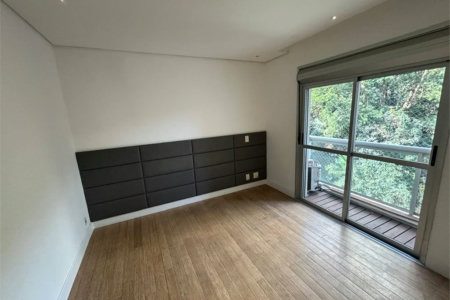 Apartamento à venda com 2 suítes em Parque do Morumbi, São Paulo, SP