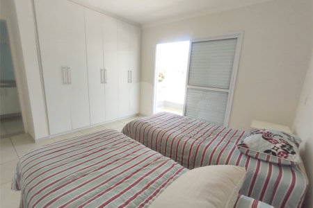 Casa à venda com 3 suítes no condomínio Villaggio Capriccio, Louveira - SP