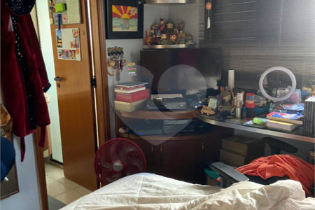 Apartamento à venda com 4 quartos, sendo 3 suítes,  em Cidade São Francisco, São Paulo, SP