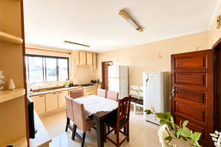 Apartamento à venda com 3 quartos, sendo 1 suíte,  em Vila Hortência, Sorocaba, SP