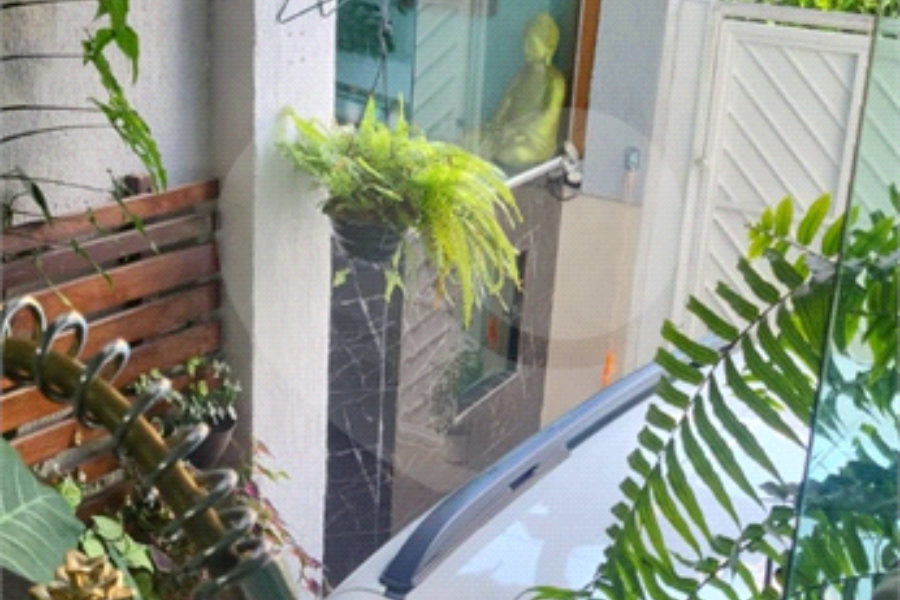 Casa Térrea à venda com 7 quartos, sendo 1 suíte, em Vila Paulicéia, São Paulo, SP