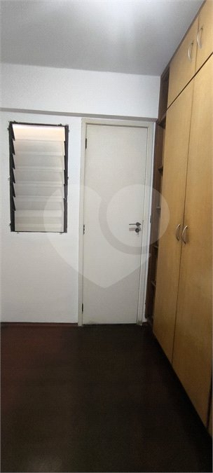 Apartamento à venda com 3 quartos, sendo 1 suíte, em Pinheiros, São Paulo, SP
