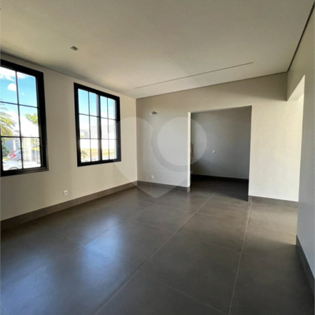 Casa à venda com 4 quartos, sendo 2 suítes,  no condomínio Florais Itália, Cuiabá - MT