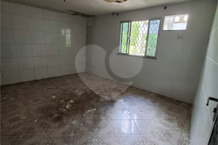 Casa à venda com 5 quartos em Santíssimo, Rio de Janeiro, RJ