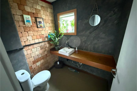 Casa à venda com 3 suítes em Taboão, São Roque, SP