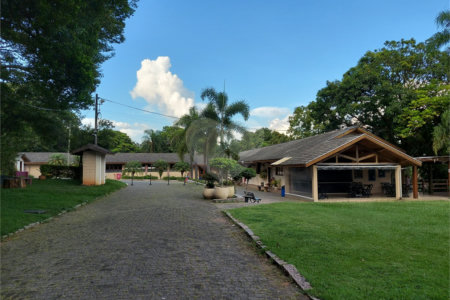 Casa à venda com 3 quartos, sendo 2 suítes, no condomínio Vinhas da Vista Alegre - Lado Café, Vinhedo - SP