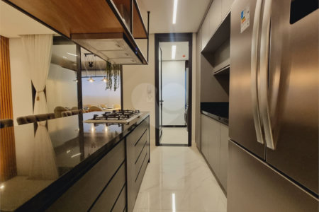 Apartamento à venda com 3 suítes em Jardim das Acácias, São Paulo, SP