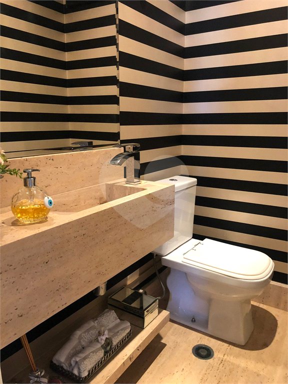 Apartamento à venda com 3 quartos, sendo 2 suítes, em Real Parque, São Paulo, SP