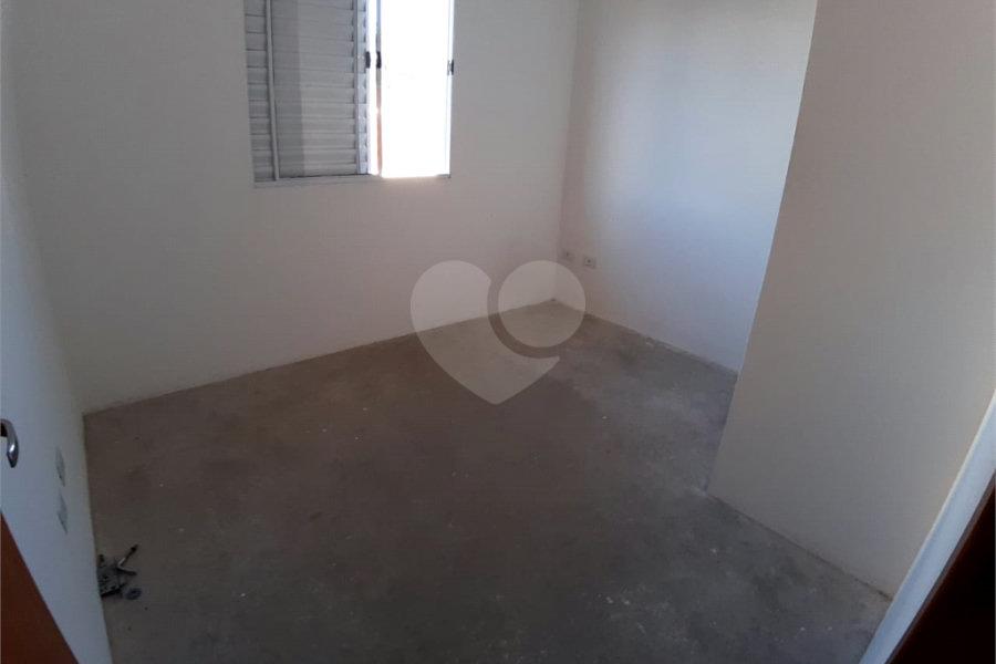 Casa para alugar com 3 quartos, sendo 1 suíte,  no condomínio Villagio DI Maria, São Paulo - SP