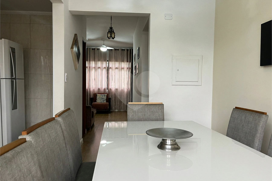 Casa à venda com 2 quartos, sendo 1 suíte, no condomínio Villa Faenza, São Paulo - SP