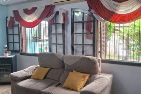Casa à venda com 3 suítes, em Campo Grande, Rio de Janeiro, RJ