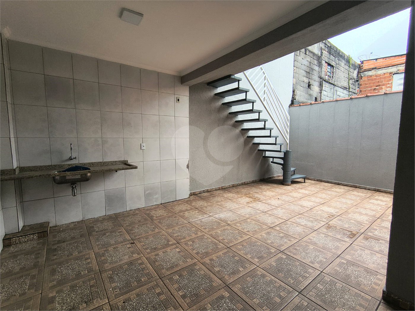 Sobrado à venda com 3 quartos, sendo 1 suíte, em Jardim D'abril, Osasco, SP