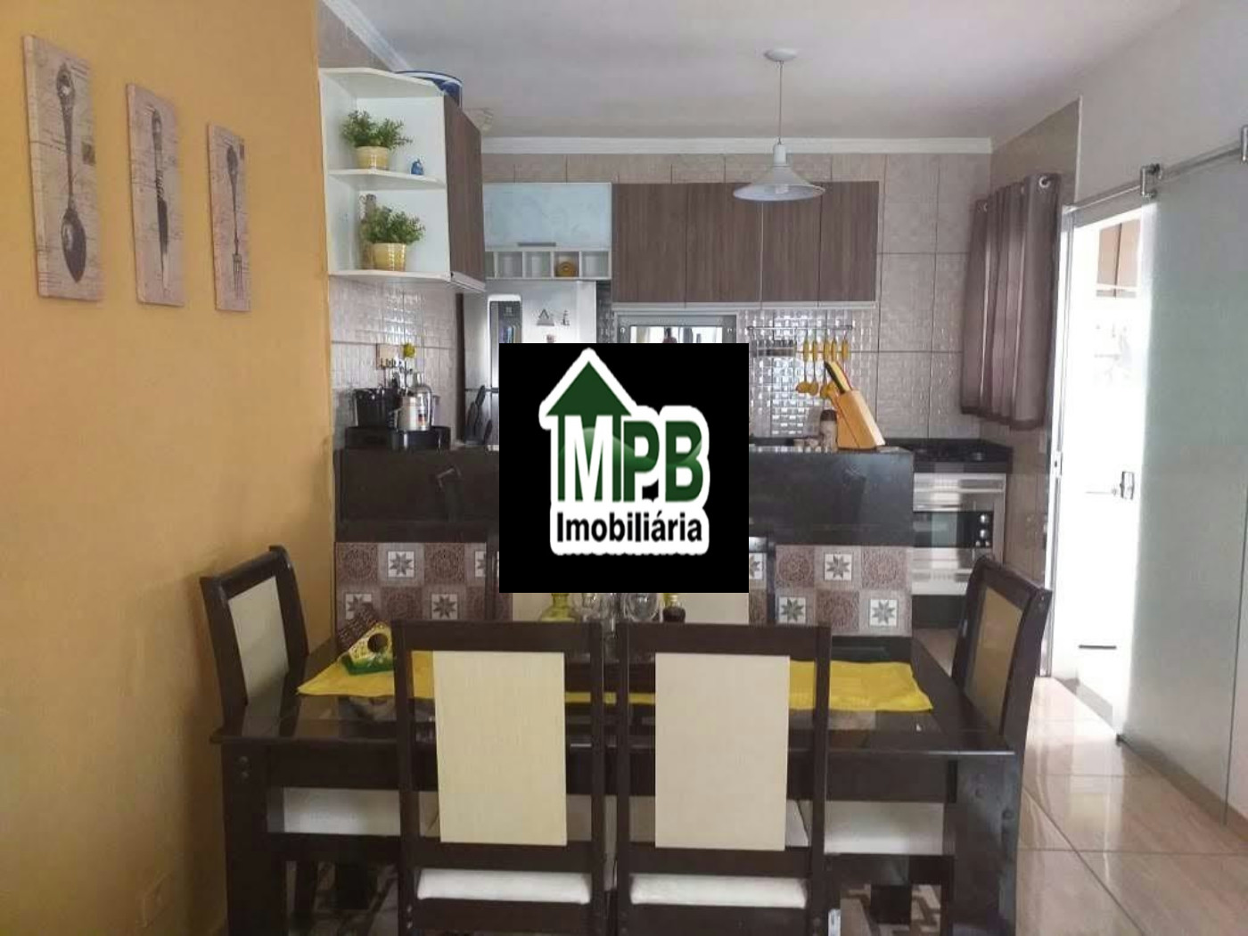 Casa à venda com 2 quartos em Lopes De Oliveira, Sorocaba, SP