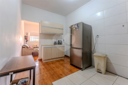 Casa à venda com 2 quartos, sendo 1 suíte, em Vila Pompéia, São Paulo, SP