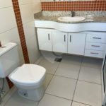 Casa para alugar com 3 suítes no condomínio Figueira Garden, Atibaia - SP