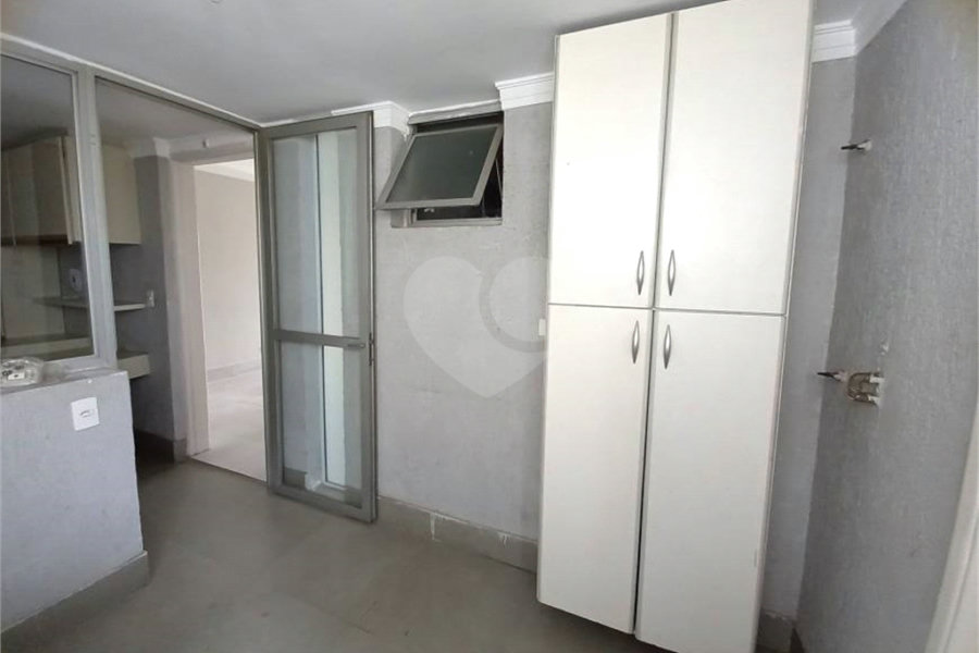 Apartamento à venda com 3 quartos, sendo 1 suíte, em Santana, São Paulo, SP