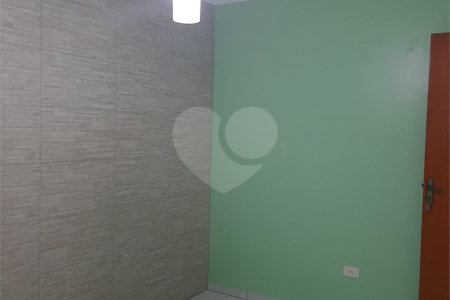 Casa à venda com 4 quartos, sendo 1 suíte, em Vila Vitório Mazzei, São Paulo, SP