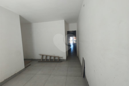 Casa Térrea à venda com 3 suítes em Jardim do Lago, Atibaia, SP