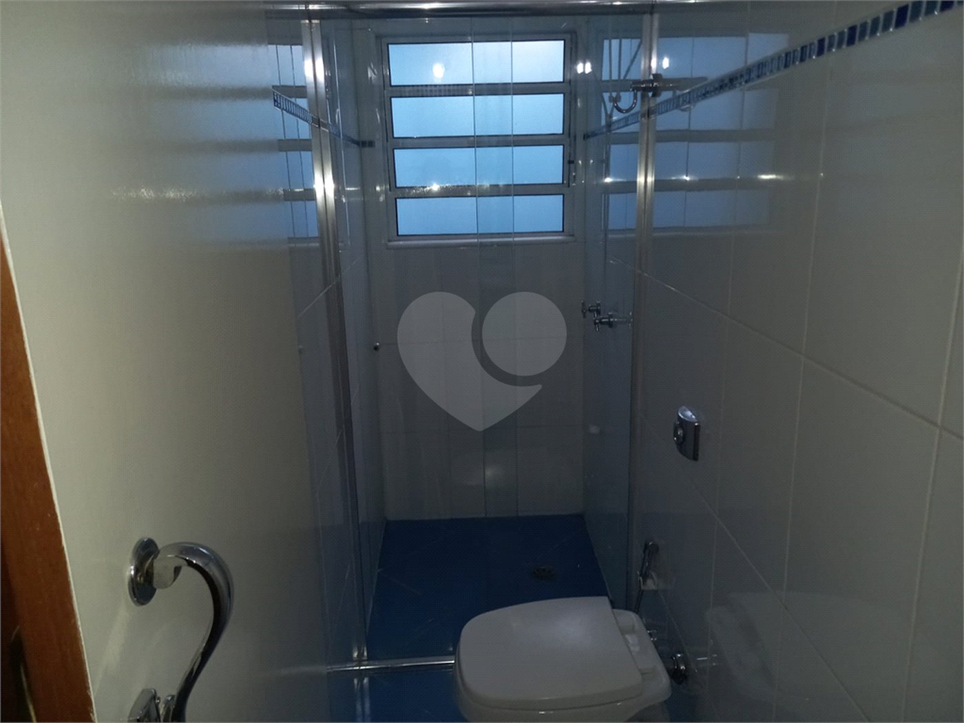 Sobrado à venda com 4 quartos, sendo 2 suítes, em Vila Hamburguesa, São Paulo, SP