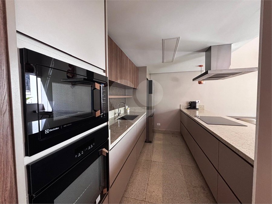 Cobertura à venda com 3 quartos em Santana, São Paulo, SP
