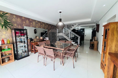 Casa à venda com 4 quartos, sendo 2 suítes, no condomínio Carmen Blanco, Sorocaba - SP