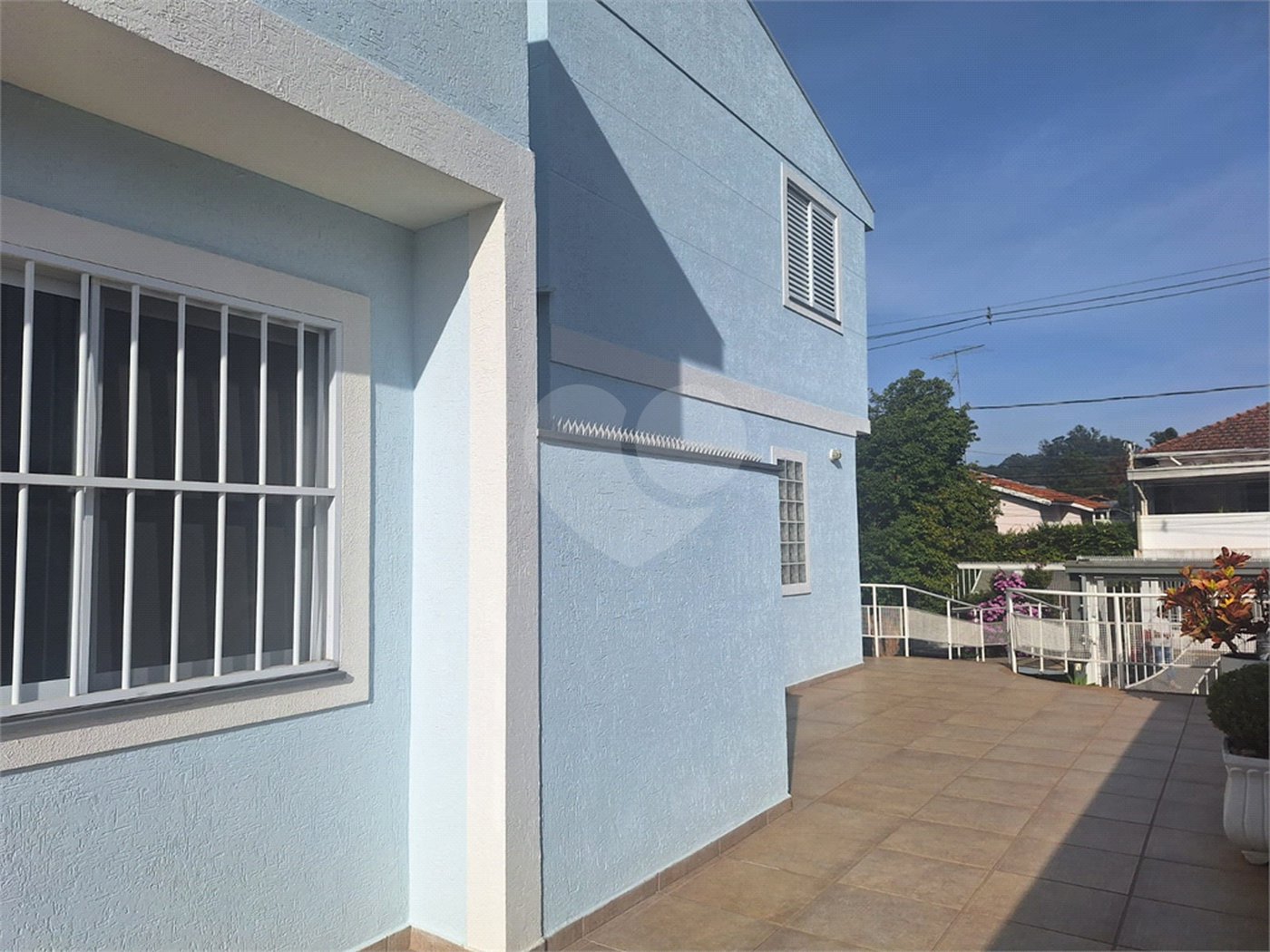 Casa à venda com 3 quartos, sendo 1 suíte, no condomínio Morada do Horto, São Paulo - SP