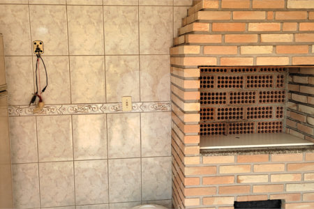 Sobrado à venda com 3 quartos, sendo 1 suíte, em Vila Almeida, Indaiatuba, SP