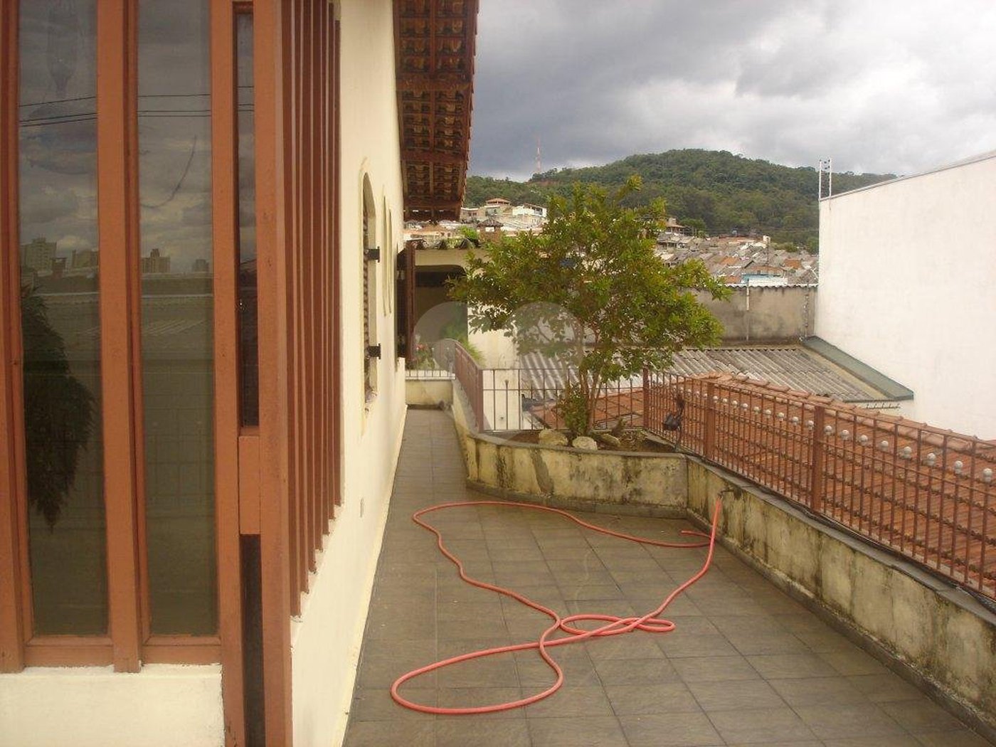 Sobrado à venda com 5 quartos, sendo 2 suítes,  em Jardim Leonor Mendes de Barros, São Paulo, SP