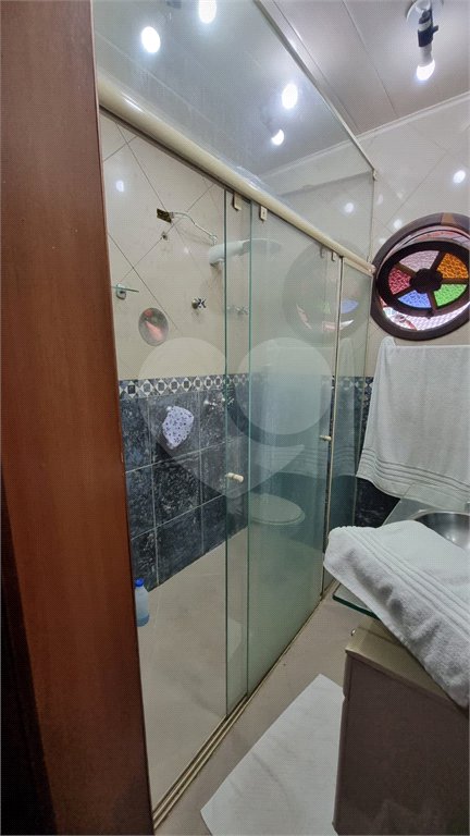 Casa à venda com 4 quartos, sendo 2 suítes, no condomínio Aruã Eco Park, Mogi das Cruzes - SP