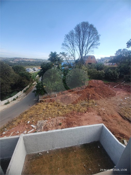 Casa à venda com 2 quartos, sendo 1 suíte, em Jardim Santo Antônio, Atibaia, SP