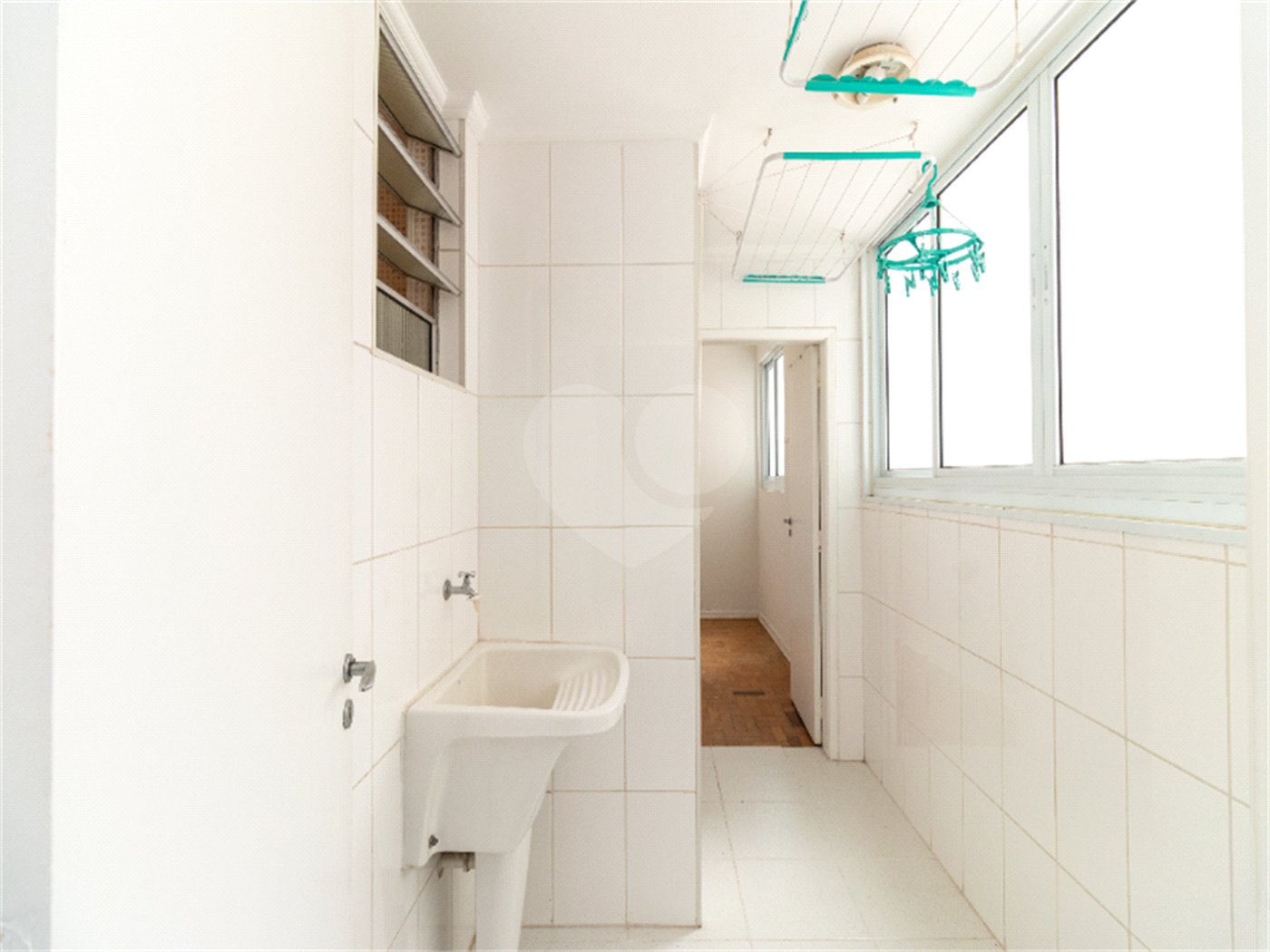 Apartamento à venda com 3 quartos, sendo 1 suíte, em Pinheiros, São Paulo, SP