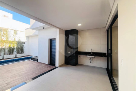 Casa à venda com 3 suítes no condomínio Residencial Chácara Ondina, Sorocaba - SP